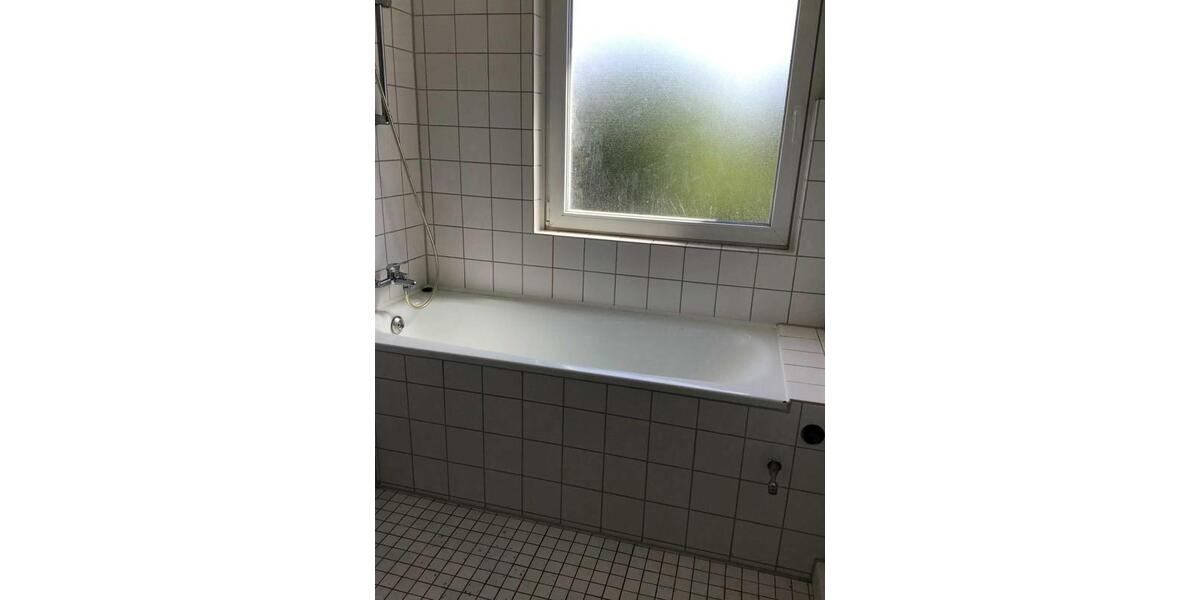Etagenwohnung Essen Stadtbezirk VII - 3 Zimmer, 85 m&sup2;, 601&euro; | Angebot:26064862