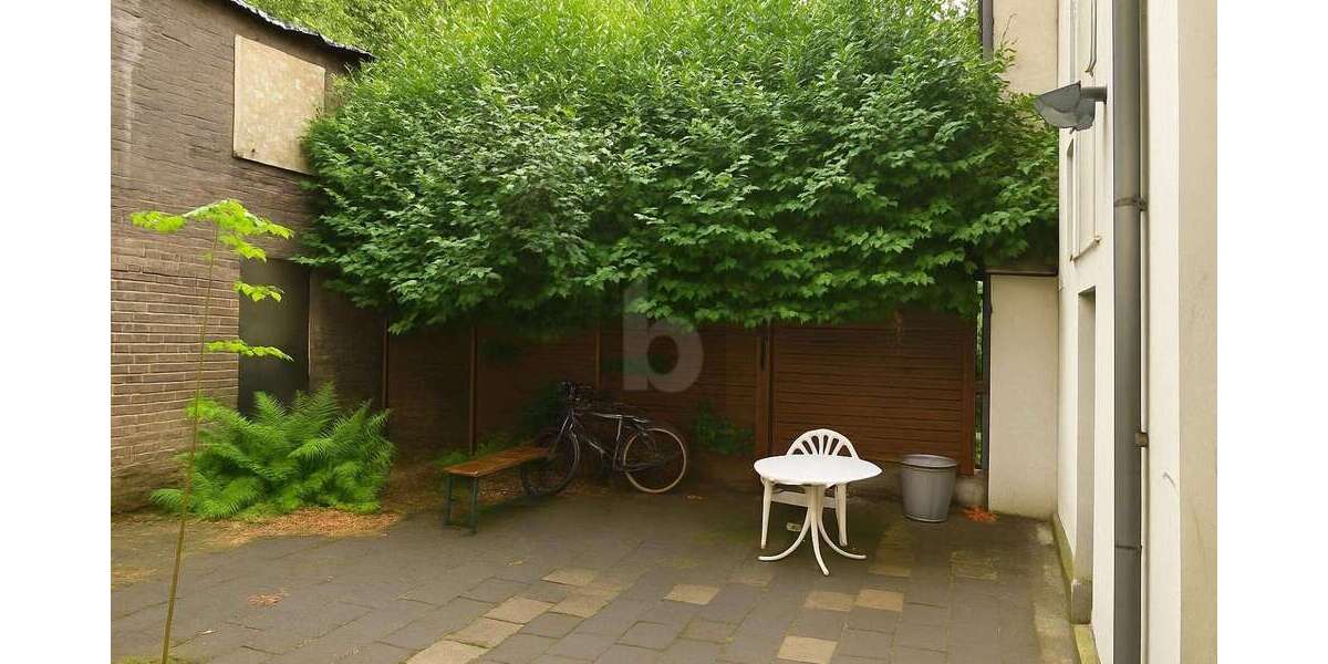 Einfamilienhaus Duisburg Laar - 13 Zimmer, 308 m&sup2;, 420.000&euro; | Angebot:27262028
