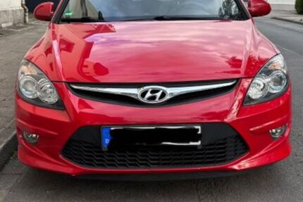 Hyundai i30 99.000 km 4.990 &euro; Bochum 44866