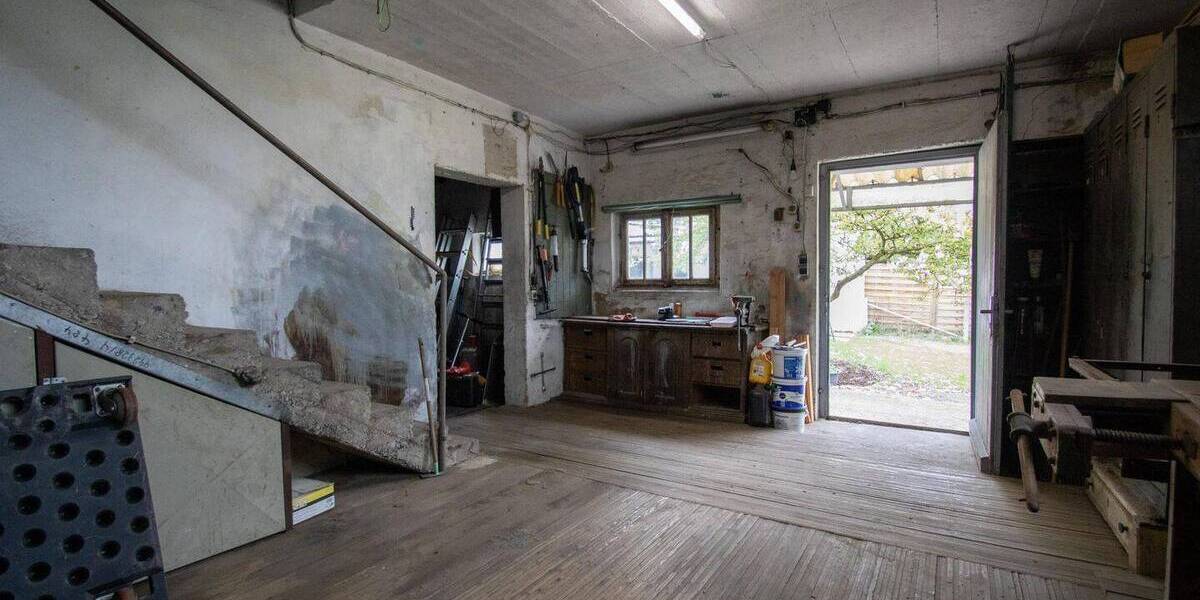 Mehrfamilienhaus, Wohnhaus Voerde - 6 Zimmer, 150 m&sup2;, 349.000&euro; | Angebot:26306989