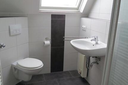 Wohnung Voerde (Niederrhein) - 3 Zimmer, 80 m&sup2;, 700&euro; | Angebot:25129055