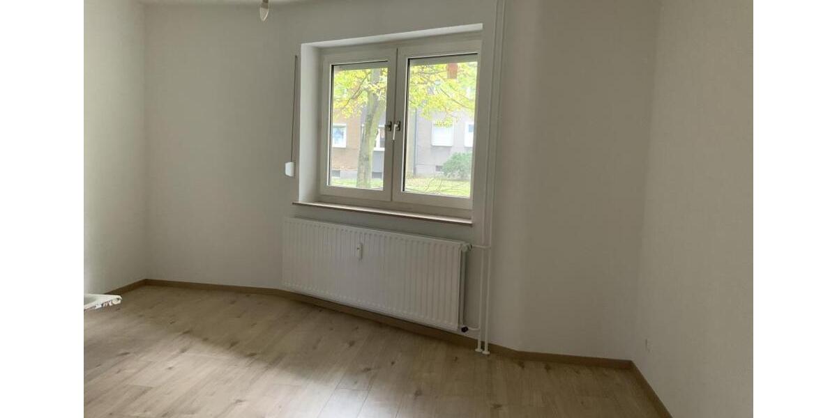 Erdgeschoßwohnung Gelsenkirchen Gelsenkirchen-Nord - 3.5 Zimmer, 64 m&sup2;, 439&euro; | Angebot:24754993