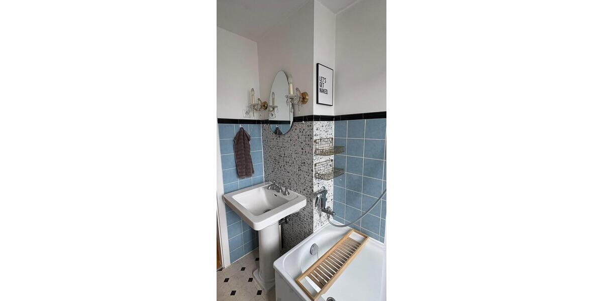 Etagenwohnung Mülheim an der Ruhr - 1 Zimmer, 27 m&sup2;, 374&euro; | Angebot:26300554