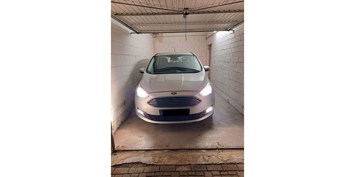 Ford Grand C-Max 94.000 km 8.500 &euro; Essen 45277
