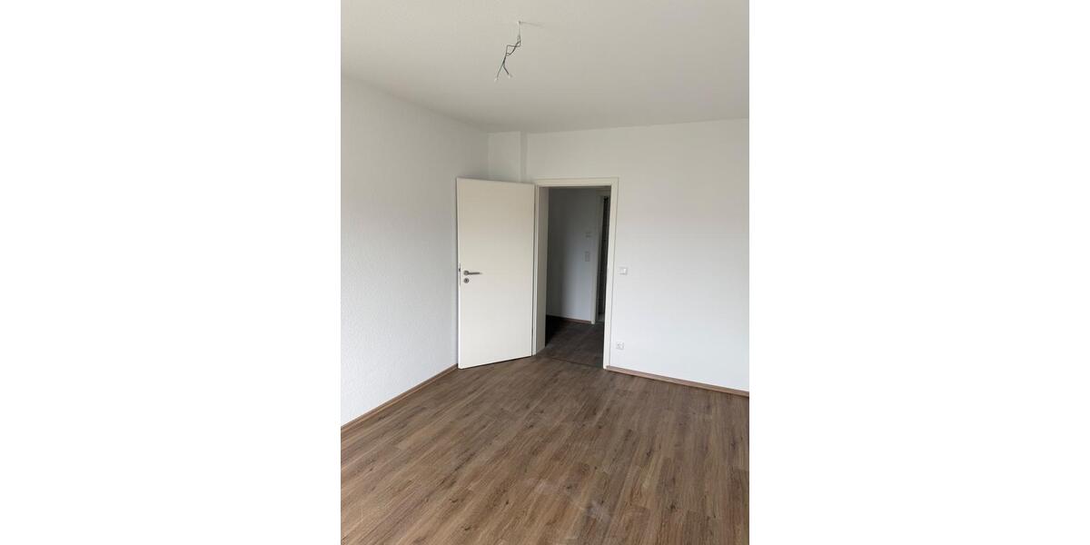 Etagenwohnung Bochum - 4 Zimmer, 73 m&sup2;, 730&euro; | Angebot:26254911
