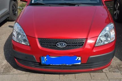 Kia Rio 98.000 km 3.200 &euro; Gelsenkirchen 45888