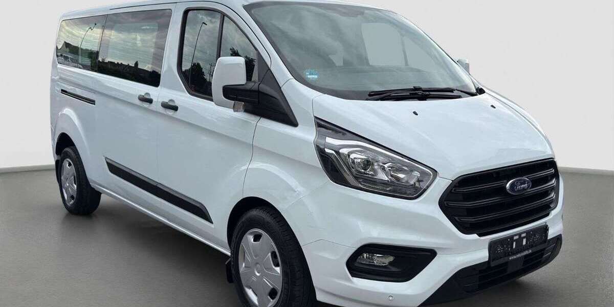 Ford Tourneo Custom 78.000 km 17.999 &euro; Mülheim 45476