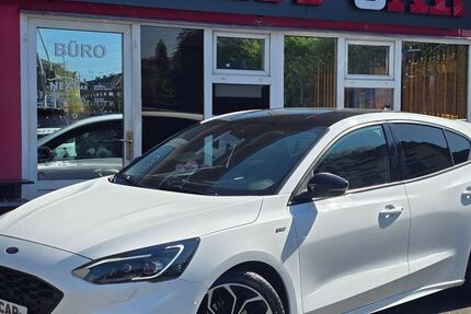Ford Focus 44.000 km 13.790 &euro; Mülheim an der Ruhr 45476