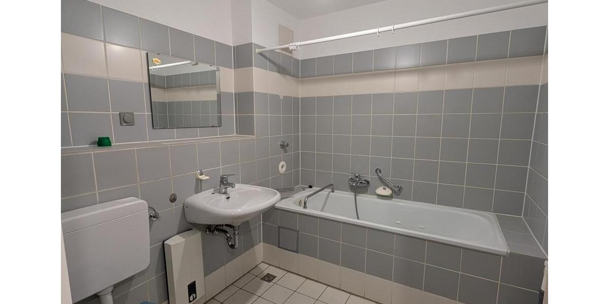 Erdgeschoßwohnung Oberhausen - 1 Zimmer, 41 m&sup2;, 369&euro; | Angebot:24305641