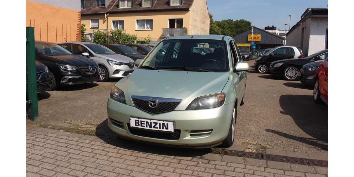 Mazda 2 135.000 km 3.450 &euro; Duisburg 47139