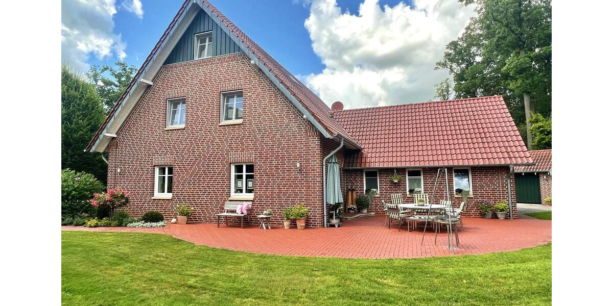 Einfamilienhaus Velen - 8 Zimmer, 245 m&sup2;, 2.480&euro; | Angebot:21729104