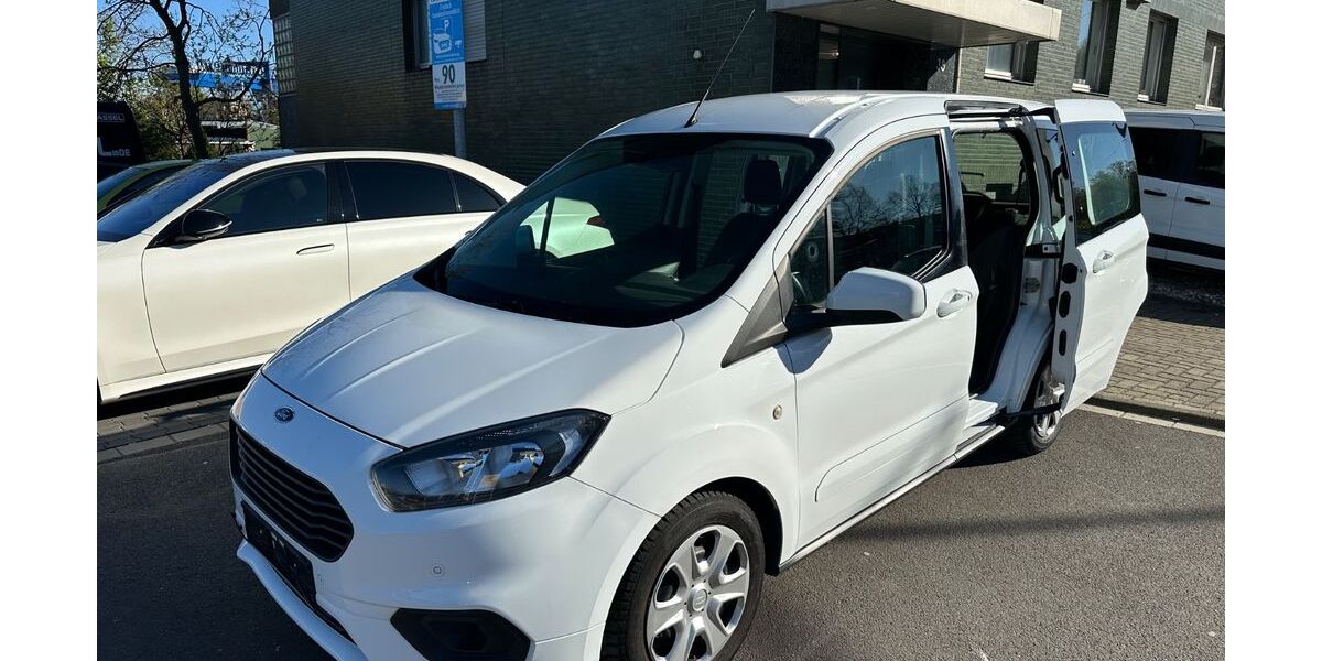 Ford Tourneo Courier 35.000 km 10.999 &euro; Duisburg 47138