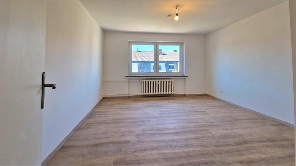 Etagenwohnung Bochum Bochum-Mitte - 3 Zimmer, 83 m&sup2;, 849&euro; | Angebot:26291753