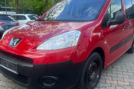 Peugeot Partner 218.886 km 2.790 &euro; Essen 45356