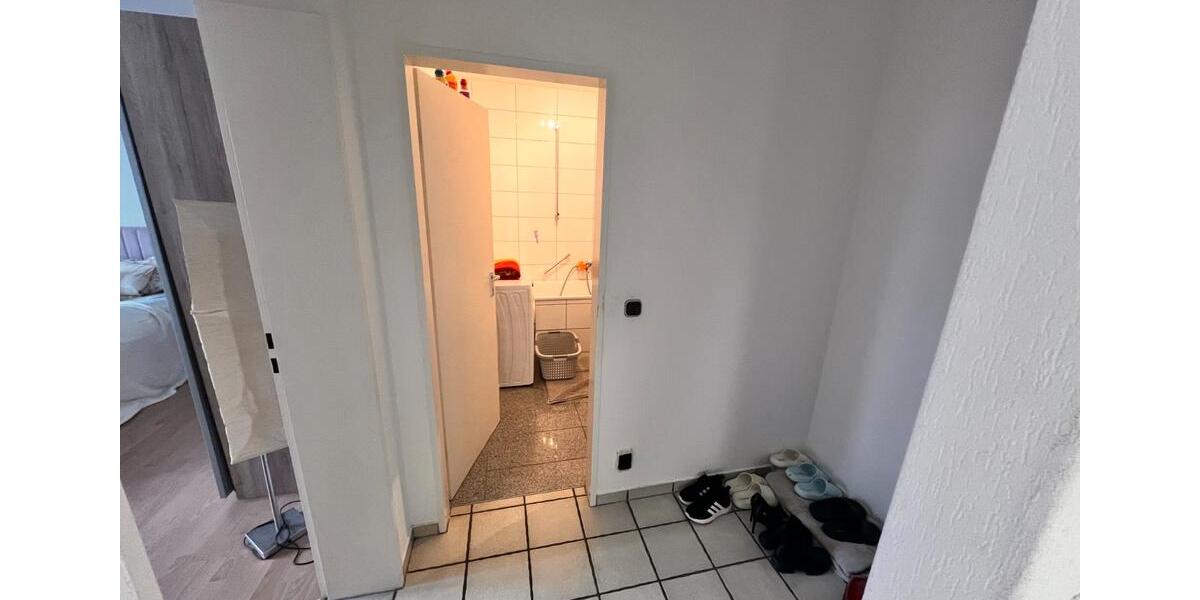 Etagenwohnung Essen Stadtbezirk VIII - 3 Zimmer, 76 m&sup2;, 550&euro; | Angebot:26248868