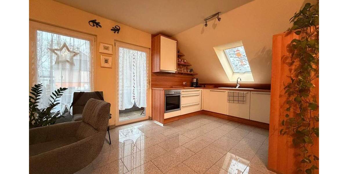 Etagenwohnung Duisburg Wanheim-Angerhausen - 2 Zimmer, 65 m&sup2;, 199.000&euro; | Angebot:25680467