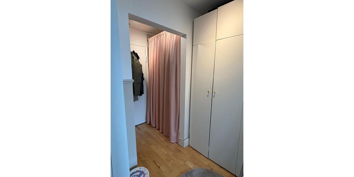 Etagenwohnung Mülheim an der Ruhr - 1 Zimmer, 27 m&sup2;, 374&euro; | Angebot:26300554