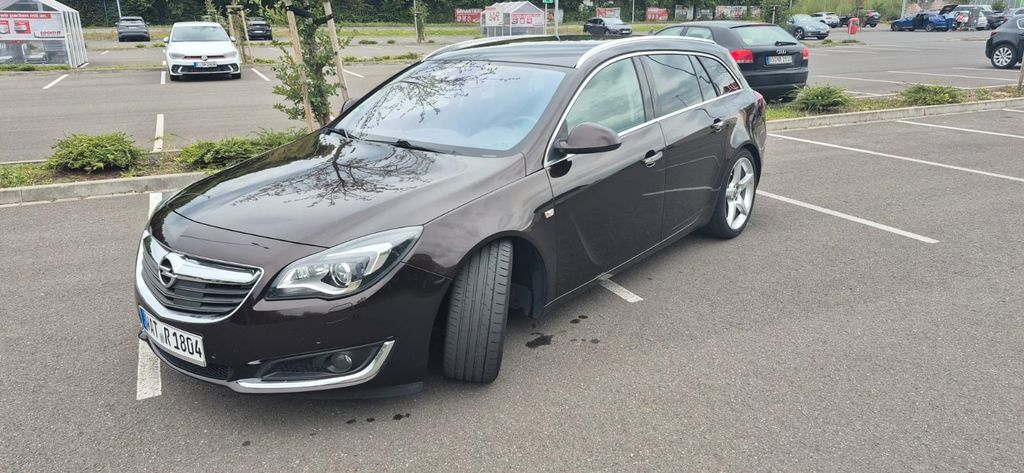 Opel Insignia 172.000 km 5.700 &euro; Bochum 44866