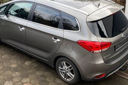 Kia Carens 77.000 km 12.650 &euro; Duisburg 47269