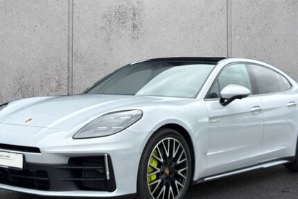 Porsche Panamera 24.396 km 110.850 &euro; Recklinghausen 45665