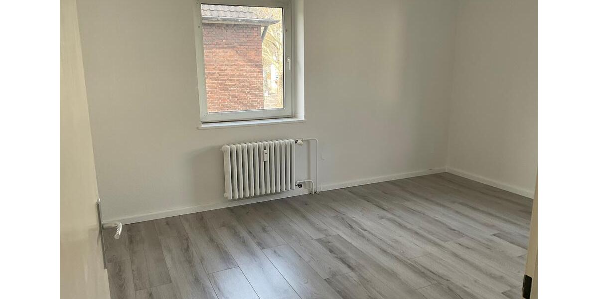 Etagenwohnung Duisburg Mittelmeiderich - 3 Zimmer, 70 m&sup2;, 539&euro; | Angebot:25592048