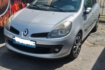 Renault Clio 178.000 km 1.850 &euro; Recklinghausen 45665