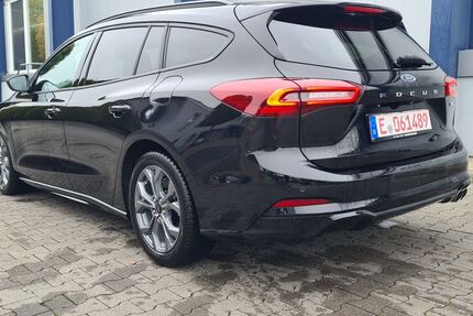 Ford Focus 21.800 km 18.900 &euro; Essen 45276