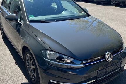 VW Golf 99.000 km 13.699 &euro; Recklinghausen 45663