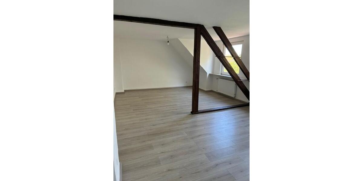 Dachgeschoßwohnung Gelsenkirchen Gelsenkirchen-Mitte - 2 Zimmer, 51 m&sup2;, 439&euro; | Angebot:26287799