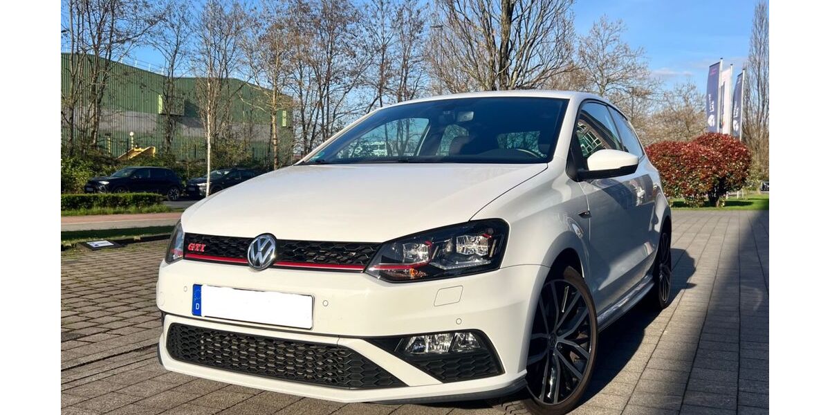 VW Polo 71.500 km 13.990 &euro; Duisburg 47058