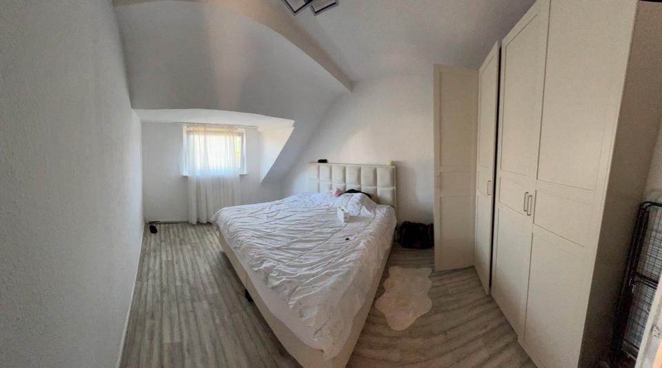 Dachgeschoßwohnung Duisburg Duisburg-Mitte - 3 Zimmer, 68 m&sup2;, 690&euro; | Angebot:26285641