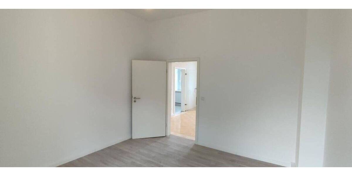 Etagenwohnung Oberhausen Buschhausen - 3 Zimmer, 88 m&sup2;, 1.000&euro; | Angebot:26037047