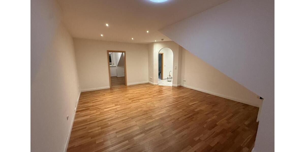 Dachgeschoßwohnung Gelsenkirchen Resse - 2 Zimmer, 58 m&sup2;, 460&euro; | Angebot:26068951