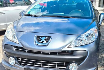 Peugeot 207 127.000 km 3.199 &euro; Essen 45356
