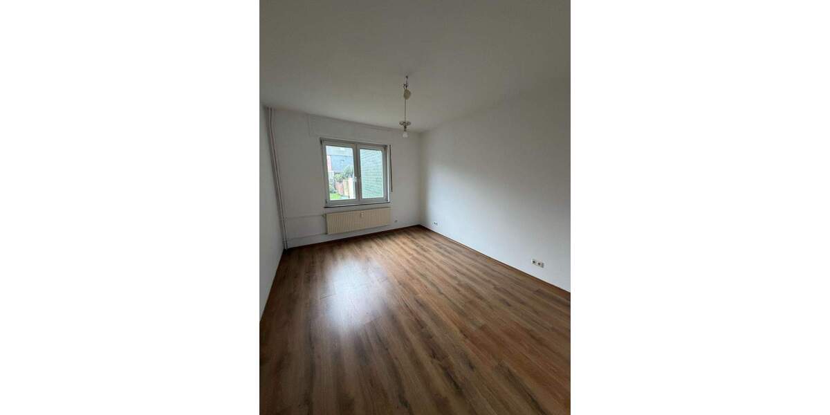 Zimmer Duisburg Mittelmeiderich - 3 Zimmer, 61 m&sup2;, 500&euro; | Angebot:25736815