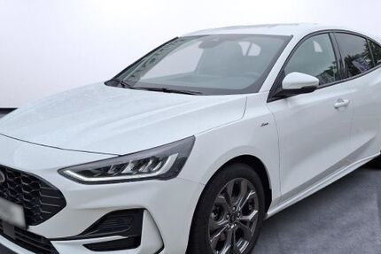 Ford Focus 50.963 km 16.490 &euro; Gelsenkirchen 45891