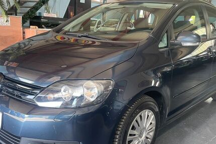 VW Golf 77.000 km 6.290 &euro; Bottrop 46238