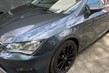 Seat Leon 89.213 km 14.450 &euro; Gelsenkirchen 45899