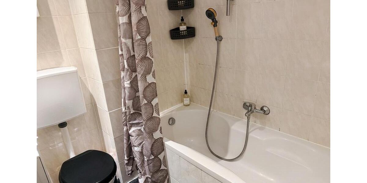 Etagenwohnung Duisburg Laar - 3 Zimmer, 97 m&sup2;, 899&euro; | Angebot:26040956