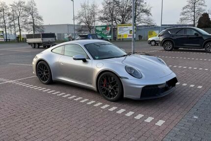 Porsche 992 3.781 km 185.000 &euro; Oberhausen 46049