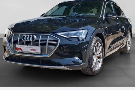 Audi e-tron 26.198 km 31.770 &euro; Dorsten 46284