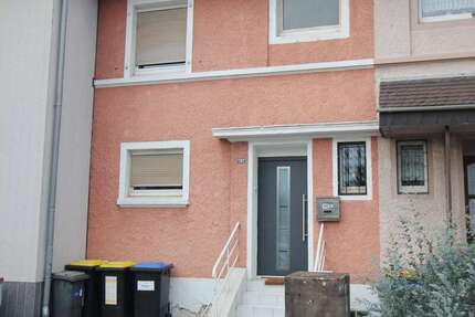 Haus Duisburg Huckingen - 4 Zimmer, 103 m&sup2;, 210.000&euro; | Angebot:25974774