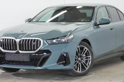 BMW i5 12.742 km 63.630 &euro; Mülheim 45472