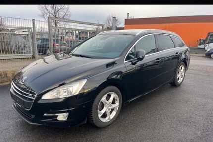 Peugeot 508 208.000 km 5.950 &euro; Essen 45326