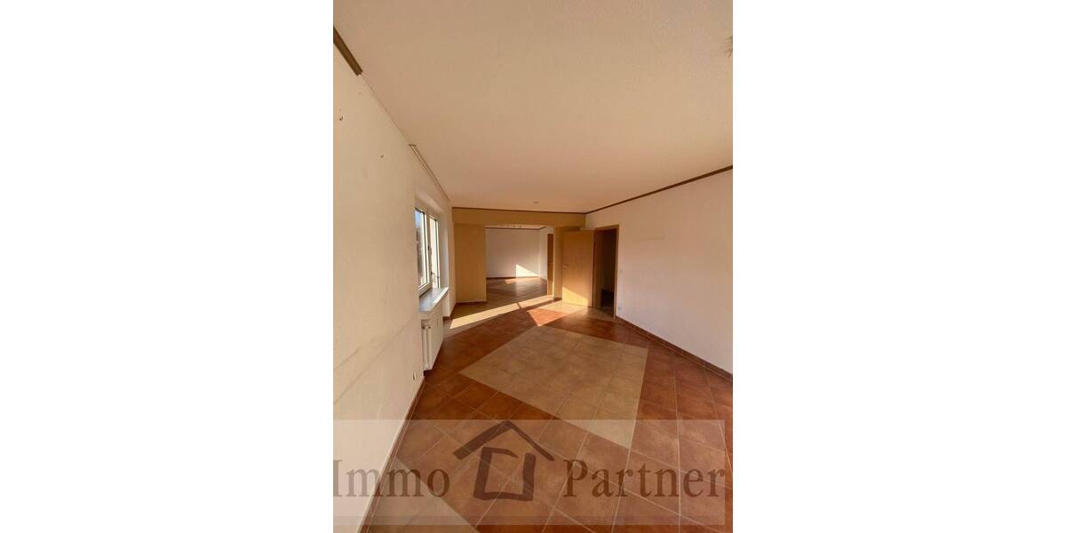 Etagenwohnung Duisburg / Aldenrade Aldenrade - 4 Zimmer, 118 m&sup2;, 158.000&euro; | Angebot:25703067