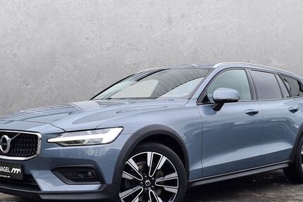 Volvo V60 Cross Country 57.151 km 31.799 &euro; Dinslaken 46535