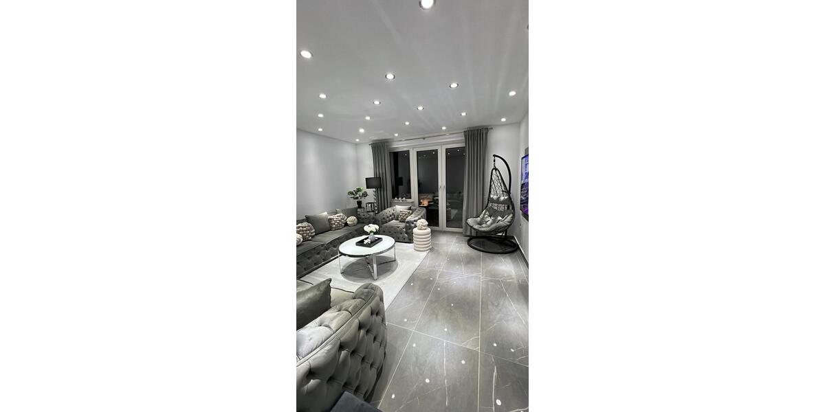 Etagenwohnung Essen Stadtkern - 3.5 Zimmer, 79 m&sup2;, 740&euro; | Angebot:26271508